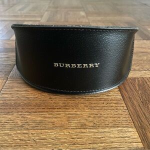 New Burberry Glasses case